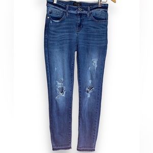 Judy blue frayed hem distressed jeans